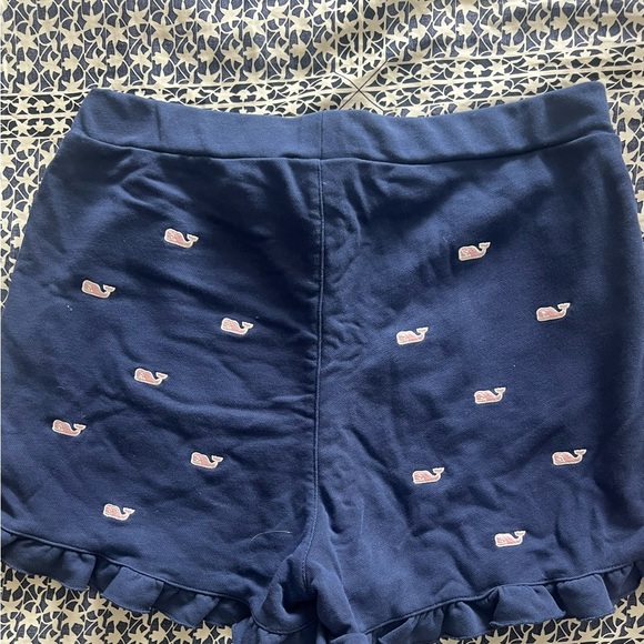 Vineyard Vines Whale Print Shorts - Picture 6 of 6